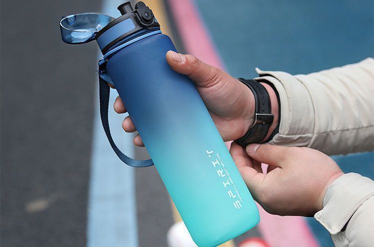 Large IBG sports water bottle, 500ml or 1000ml capacity, fitness and outdoor hydration bottle in black with a screw-top lid