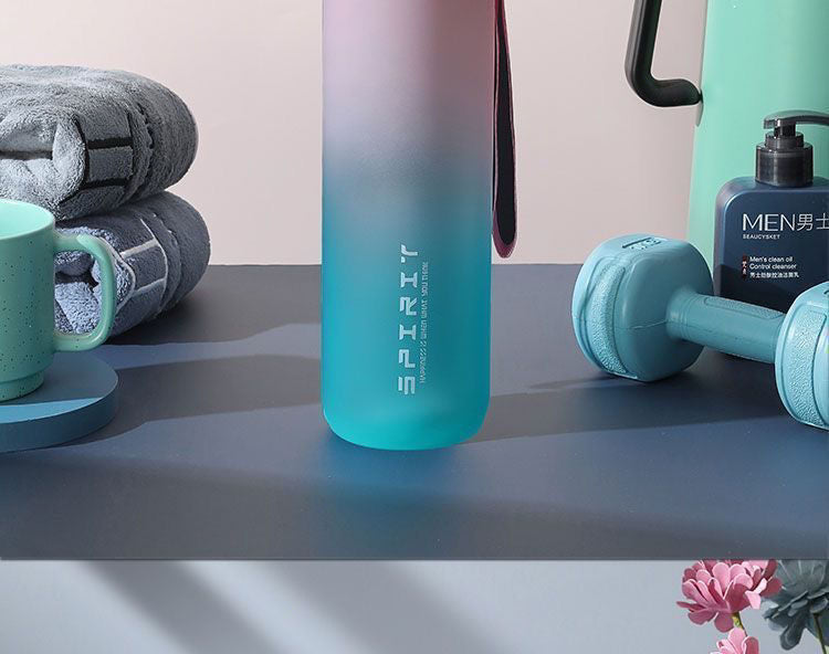 IBG large sports water bottle, 500ml or 1000ml capacity, fitness and outdoor use, with a clear plastic body and screw-on lid
